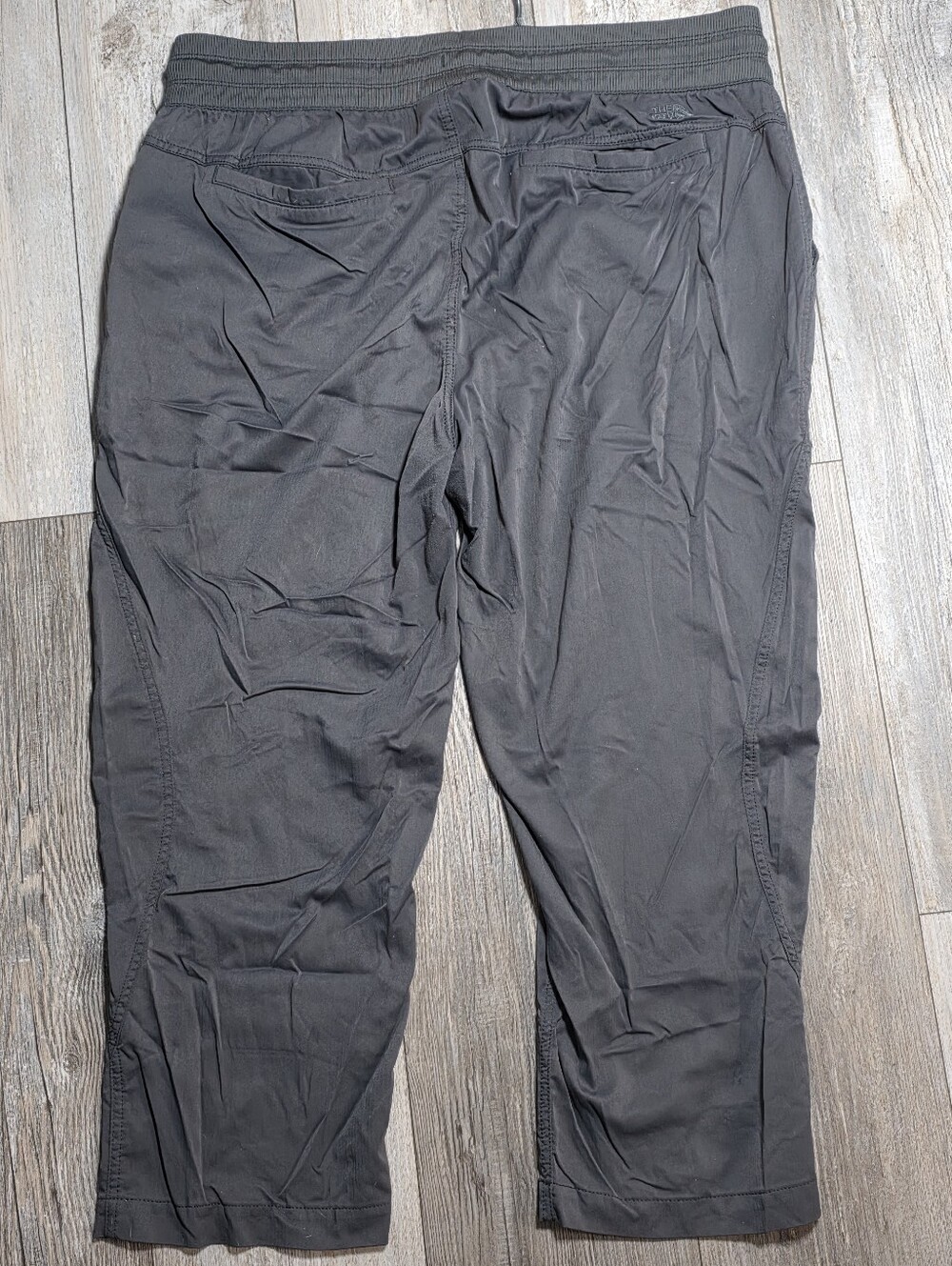 The North Face Women's Aphrodite Motion Capri Drawstring Pants Sz XL *READ - Picture 3 of 10
